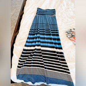 Striped blue maxi skirt